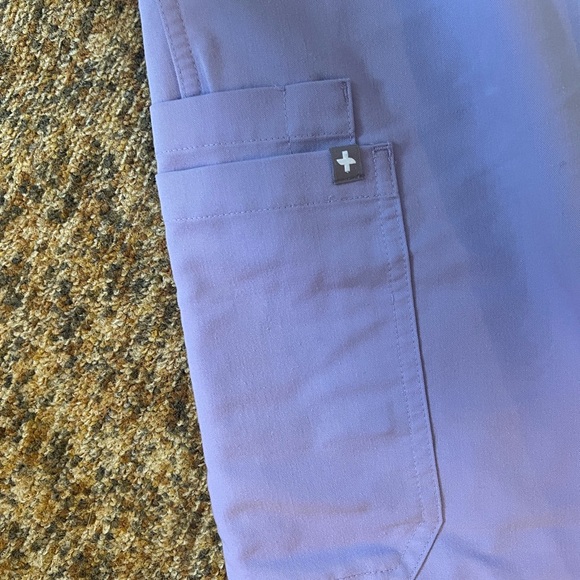 Figs Lavender dew Scrub Pants with Lime Drawstring - Picture 6 of 7